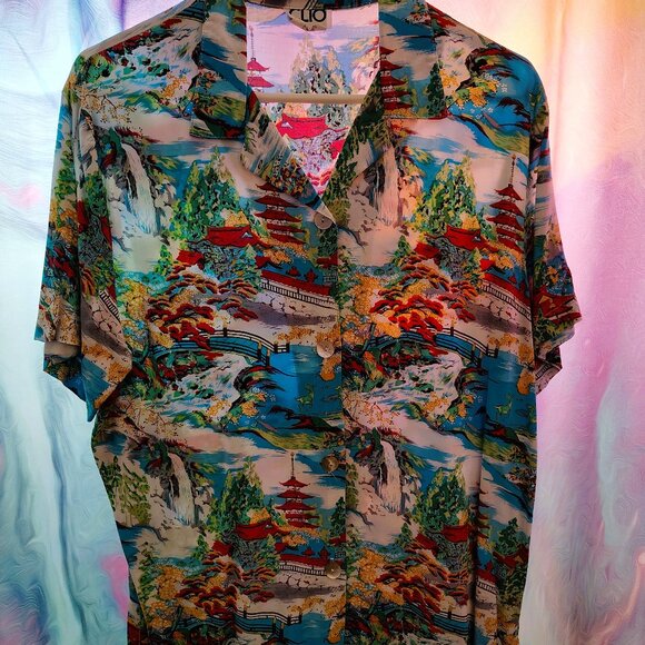 Women's Vintage Button Down Shirt - Picture 3 of 4
